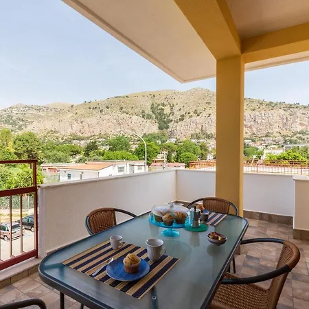 Sabrina Daire Mondello